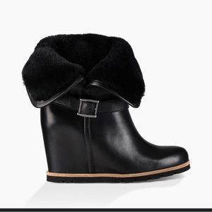 UGG ELLECIA BLACK SHEEPSKIN WEDGE BOOTS